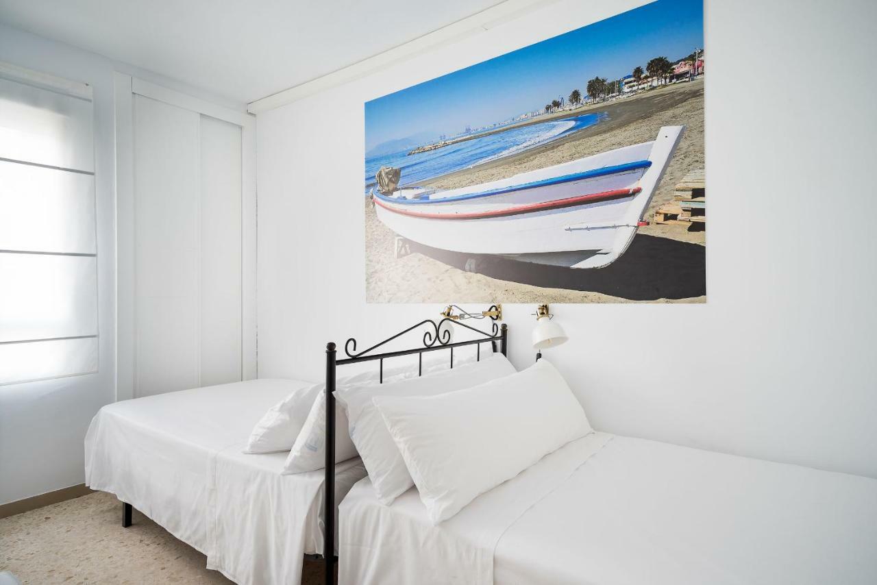 Arcos Beach Infostays - Free Parking Málaga Esterno foto
